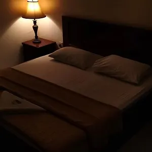 Pan Emirates Apts الشارقة