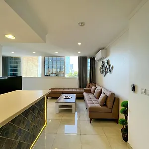 https://urban-luxury-apartment.mecca-hotels.info